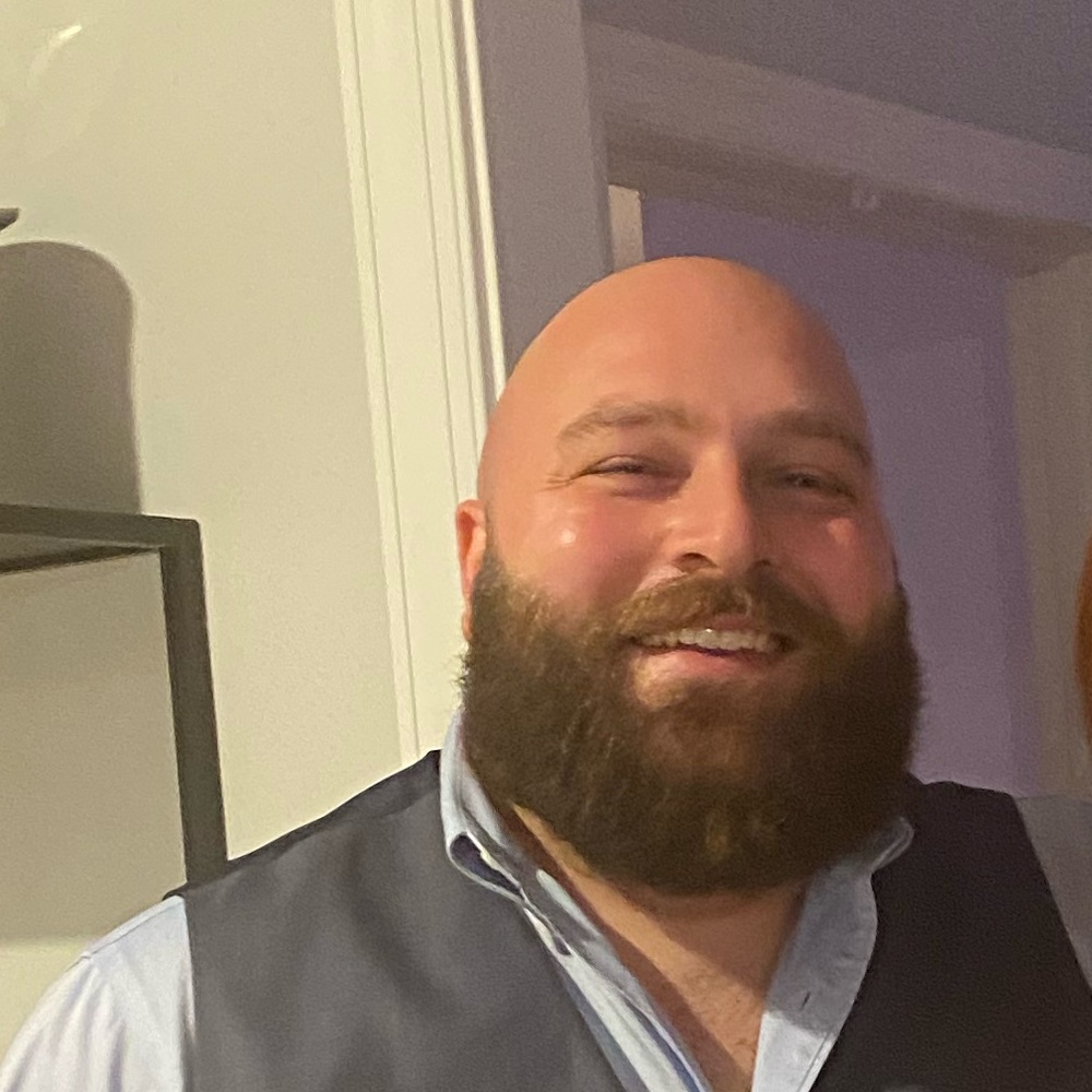 Meet your Posher, Jason